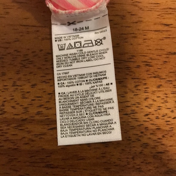 Old Navy Printed T-Shirts for Toddler (Lot of 2) Size 18-24 Months - Picture 6 of 7